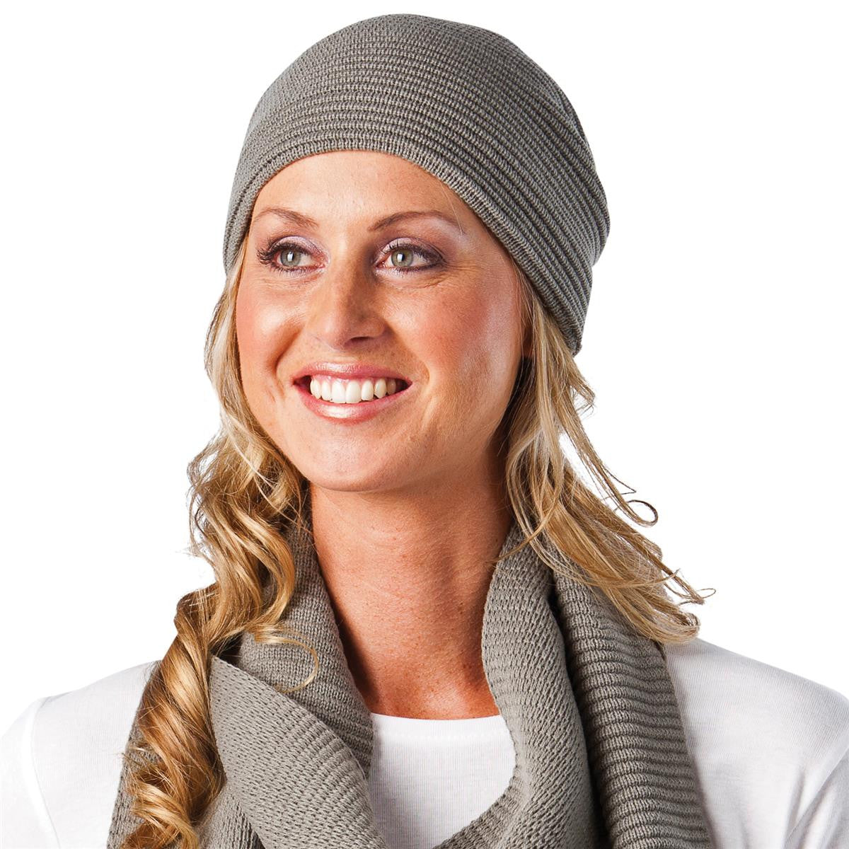 4368    Ruga Knit Beanie